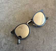 Sonnenbrille
