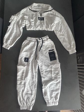 White Cropped Sweater and Cargo Pants Set Size S