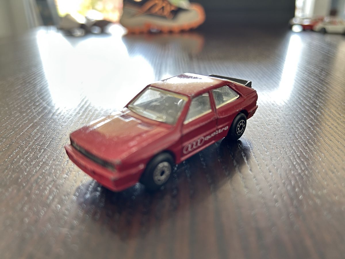 Audi Voitures modèles: Audi quattro Modell 1:58 – D'occasion à Islisberg par Nawi2000