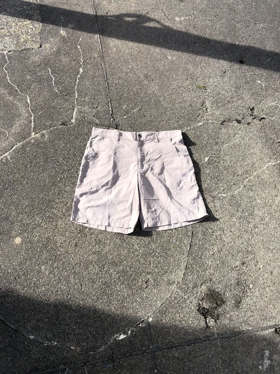 Mammut Pantaloni: Mammut Shorts Grösse 50 – Usato da Fribourg venduto da ann_l9b7