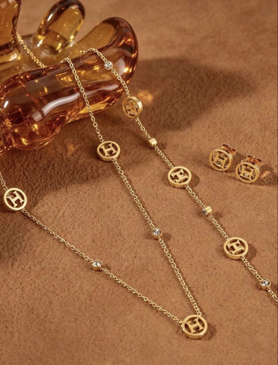 Sonstiger Schmuck: Bracelet + Collier + boucles d’oreilles – Neu und originalverpackt aus Châtel-St-Denis von Montclair_Swiss