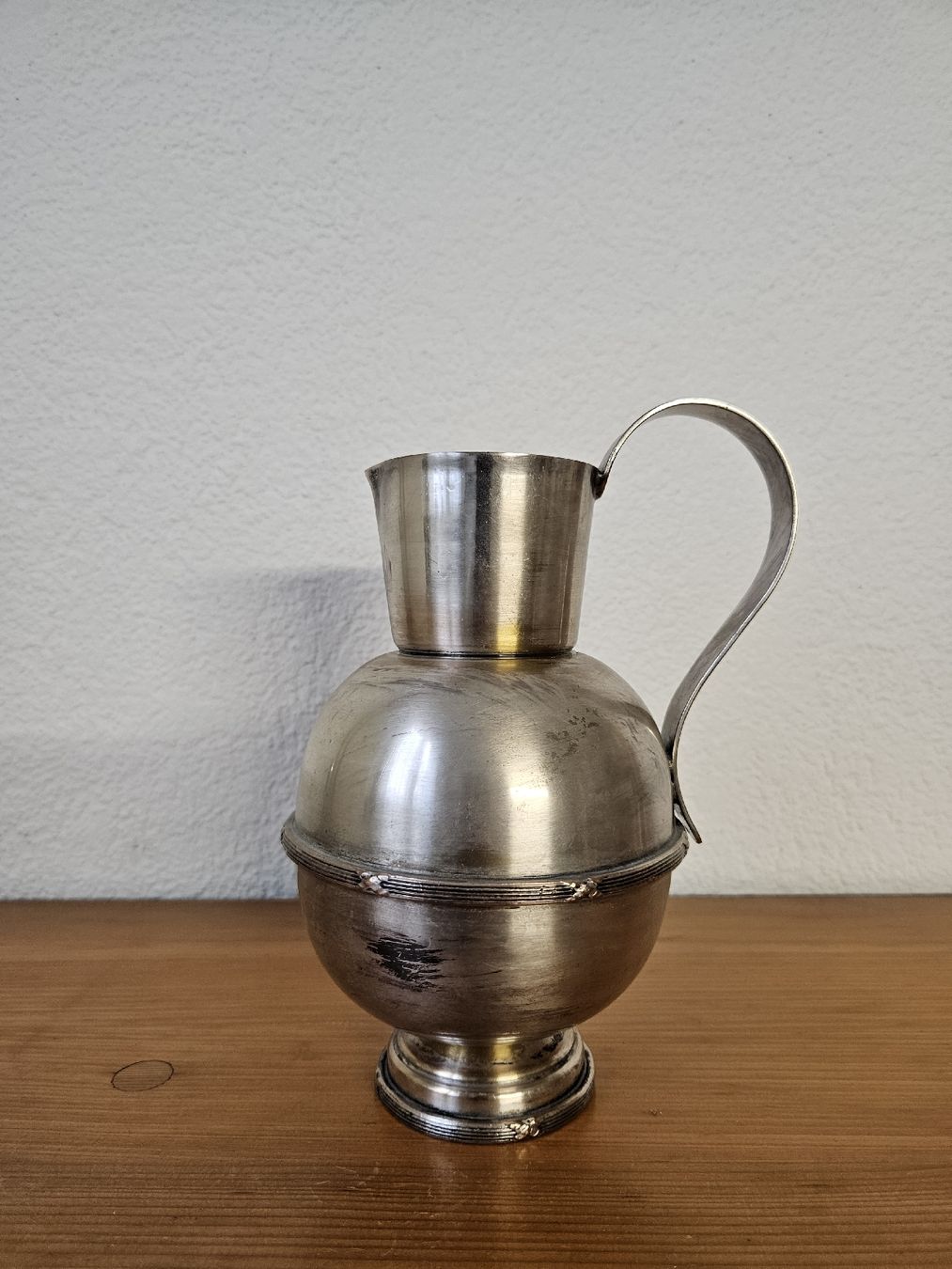 Karaffen: Krug mit Henkel ca. 1834 vermutlich versilbert – Gebraucht aus Wiezikon b.Sirnach von wiezikon.vintage