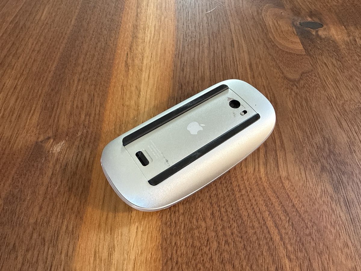 Apple Maus: Apple Magic Mouse Model A1296 – Gebraucht aus Bern von 4KSzxrEjtKm 1