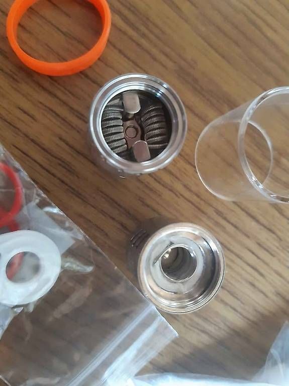 Autres tabacs: Kit Atomiseur Smok Cloud Beast – D'occasion à Lausanne par Mikael_Druid 4
