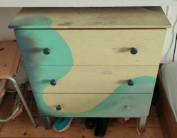 Armoire à 3 tiroirs, à venir chercher à Plainpalais 