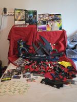 Lot figurines et accessoires Batman, divers perso, véhicules