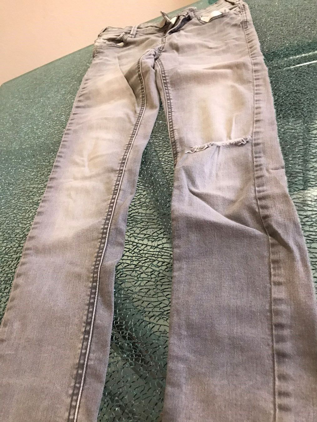 Pantaloni: Hosen 2 Stück – Usato da Brüttisellen venduto da lilien2012