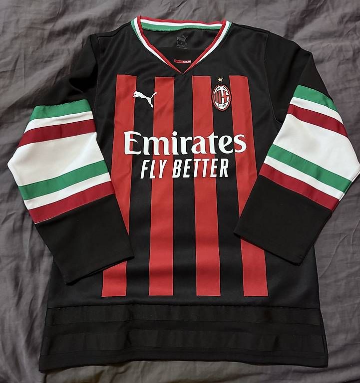 Canottiere & Pantaloni: MAGLIA AC MILAN PUMA – Usato da Gnosca venduto da Jay.Kay