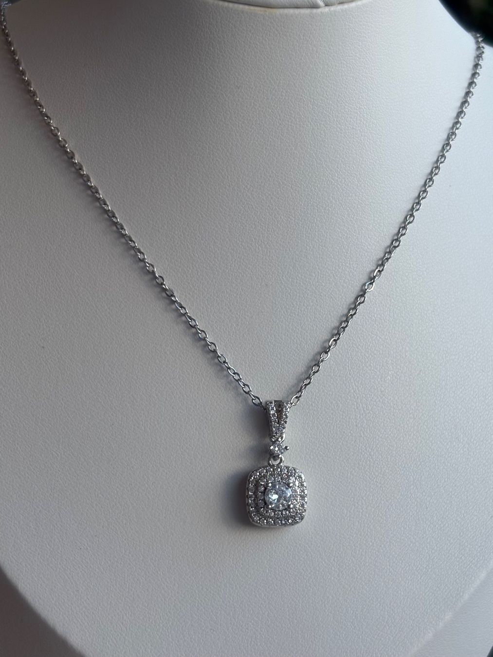 Ketten: Luxus Elegante Kette Farbe : Silber – Neu (gemäss Beschreibung) aus Biel-Bienne von Roserosse13 2