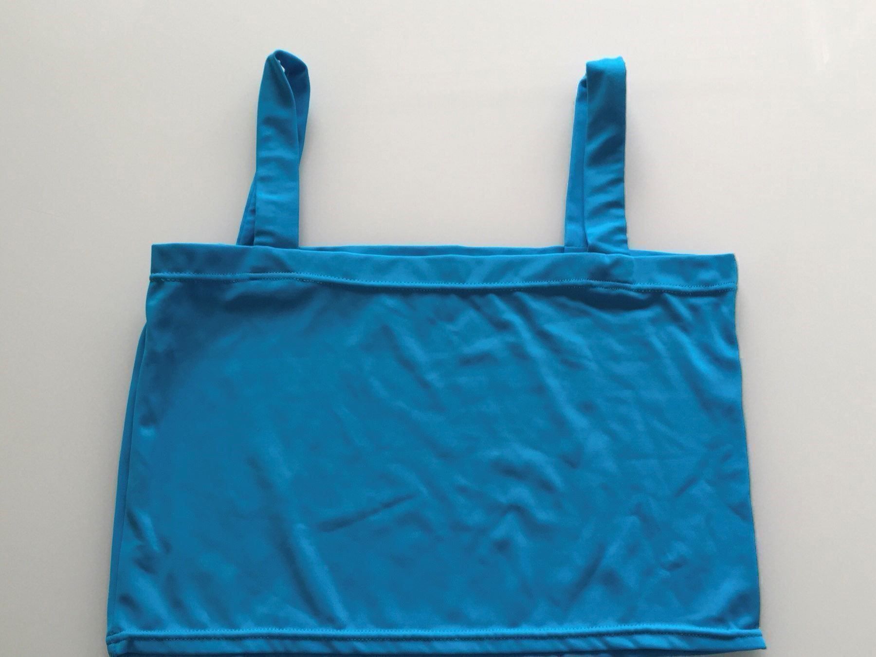 Top: Oberteil blau – Nuovo (secondo la descrizione) da Adliswil venduto da Jessik0