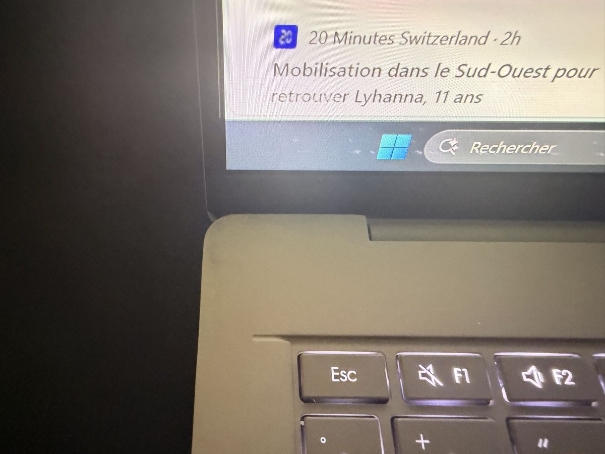 Asus Notebook: Asus Zenbook A14 – Nuovo (secondo la descrizione) da Corcelles NE venduto da azafra 4