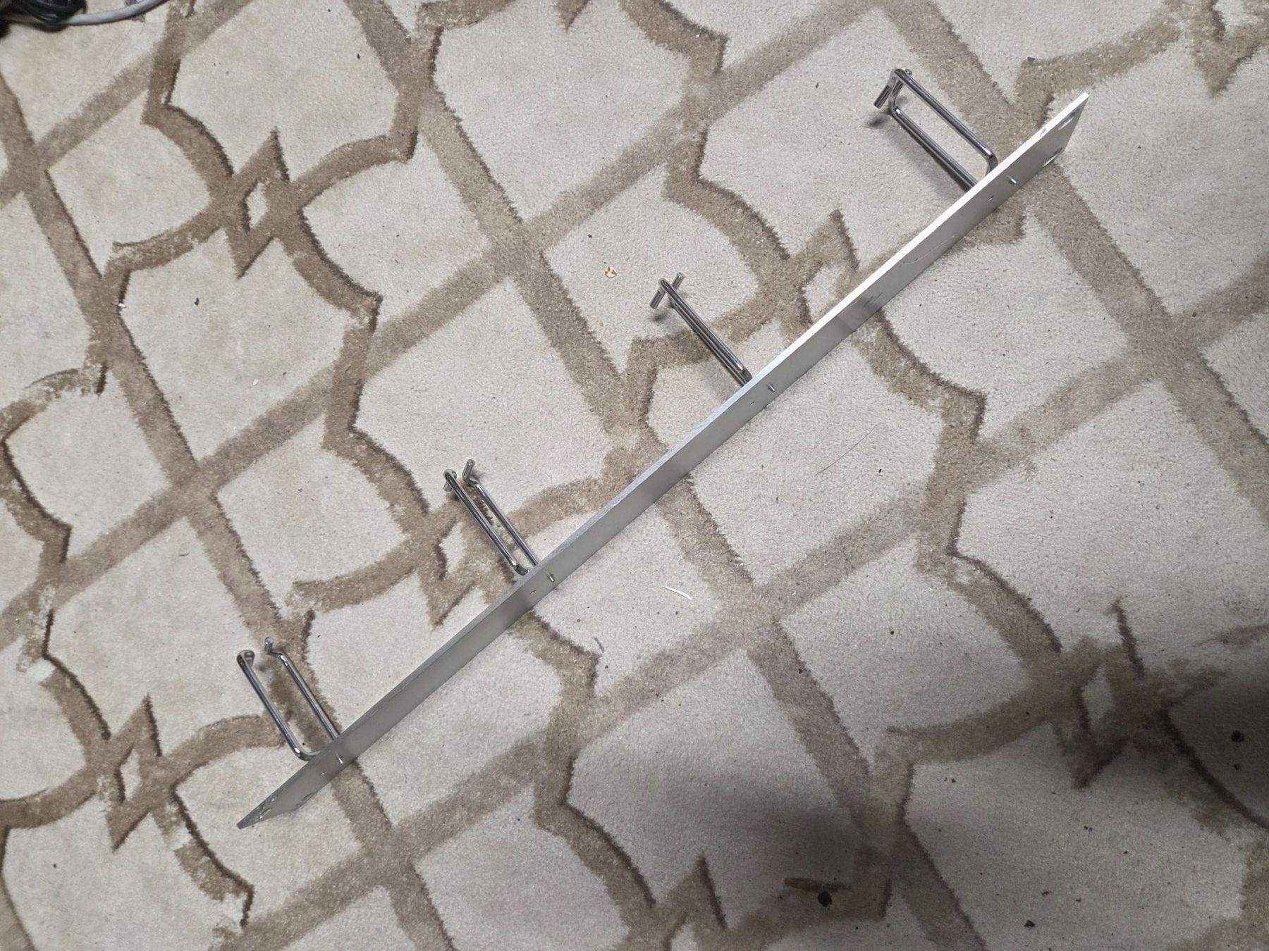 Racks & Cavalletti: Kabelführung 19" Rangierpanel Kabelführungspanel 68mm – Usato da Zürich venduto da Alibaba1234 1