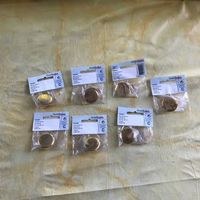 LOT BROSCHEN 28MM VERGOLDET