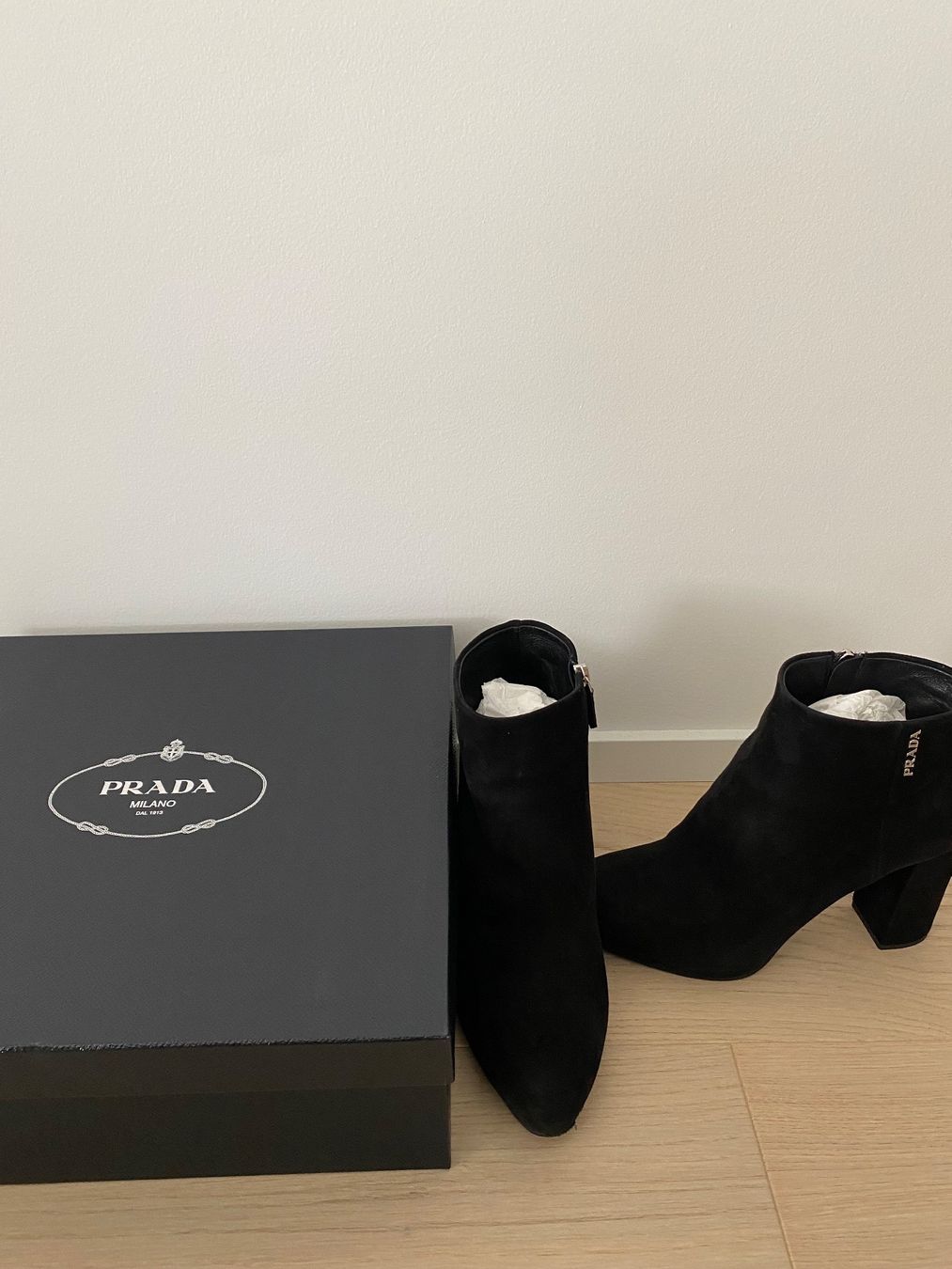 Prada Scarpe da donna: PRADA Stiefeletten Grösse 40 – Usato da Oberrohrdorf venduto da SMZ00 3