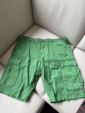 Napapijri Herren Shorts Gr. 38/ XL/XXL grün Cargo Bermuda