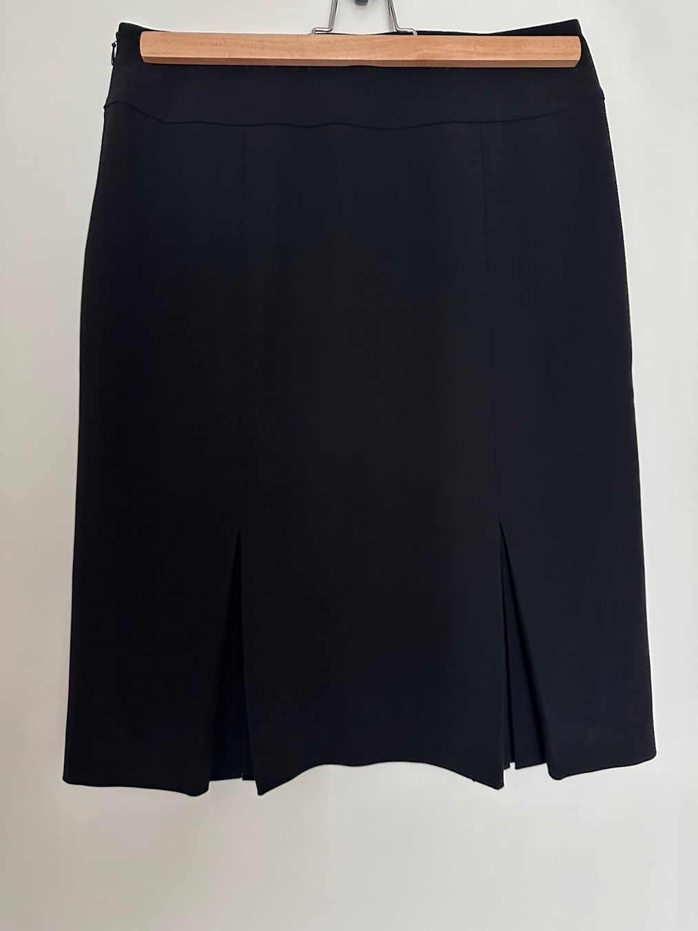 Ann Taylor Black Skirt – US Size 4 – Perfect for Office Wear (Gebraucht ...