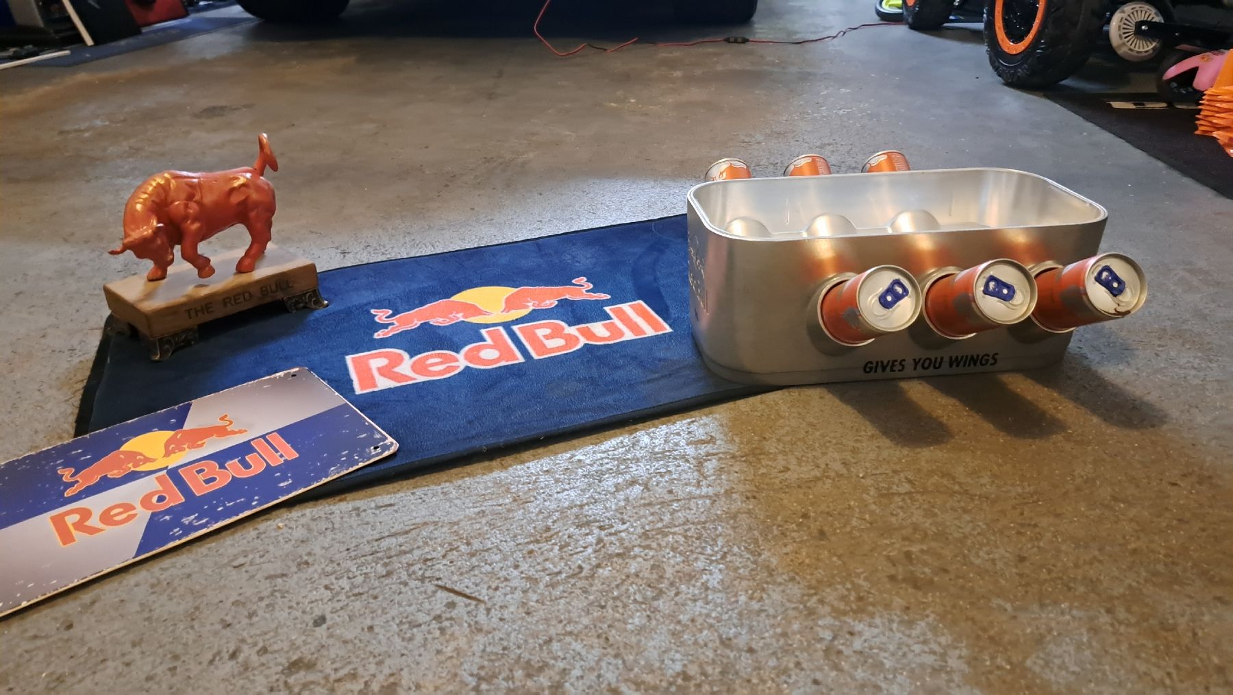 Tutte le decorazioni: Red Bull Konvolut  – Usato da Ramsen venduto da abtaudi 1