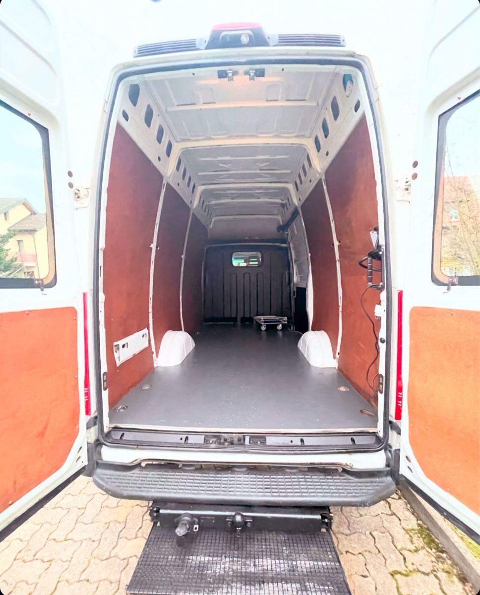 Iveco Veicoli commerciali: Lieferwagen mieten – Usato da Niederglatt ZH venduto da Amaros25 2