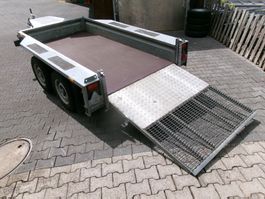 Sachentransportanhänger Baggeranhänger Tieflader mit Rampen