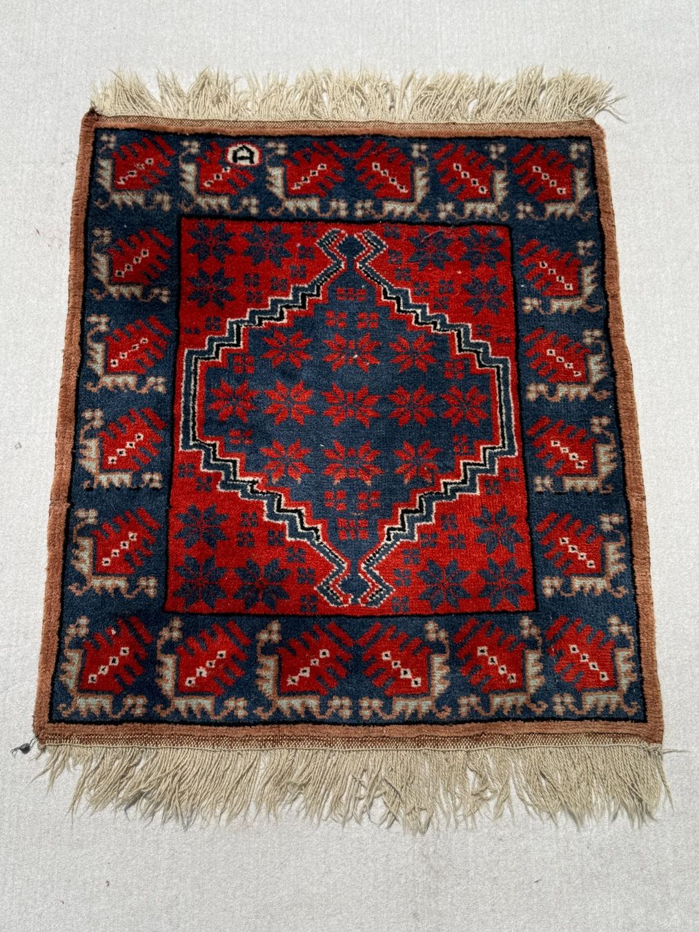 Tappeti: Kula 76x67cm Teppich handgeknüpft sauber – Usato da Vacallo venduto da cri_229f 4
