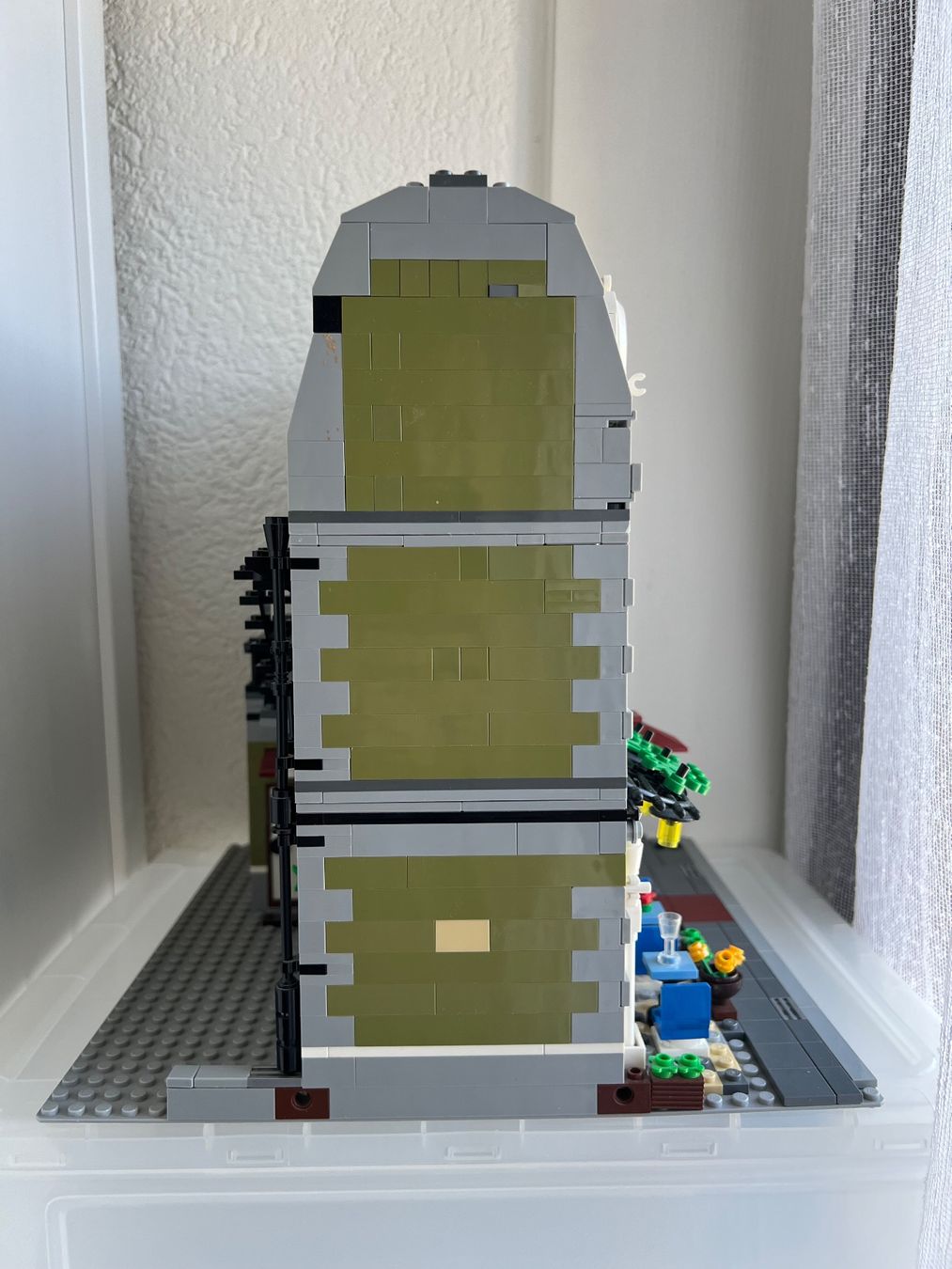 Lego Jouets: LEGO Creator Pariser Restaurant 10243 – D'occasion à Uttigen par sonorsonic 3