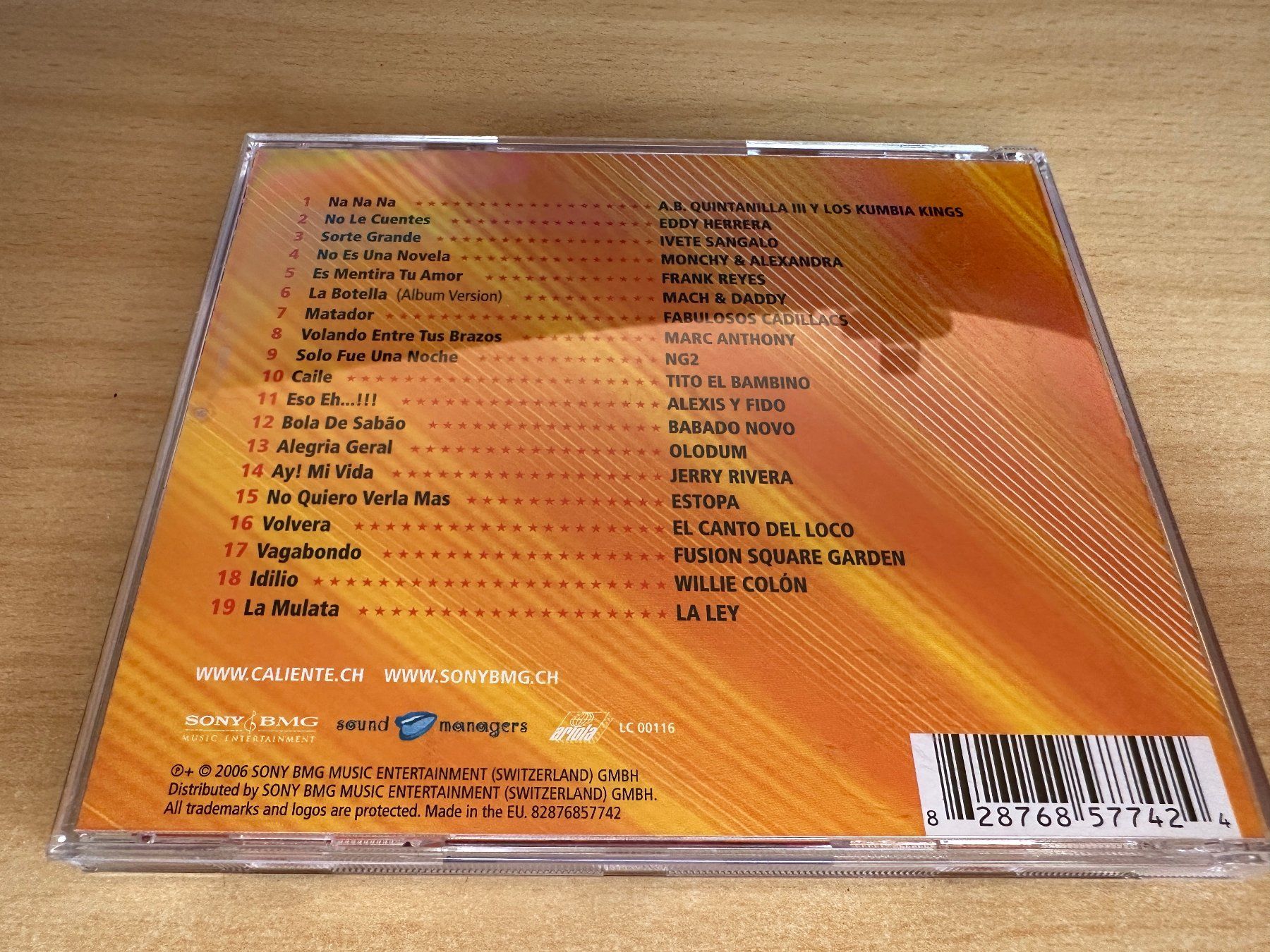 CD: F6 Caliente - The Finest In Latin Rhythms 2006 – Usato da Rikon im Tösstal venduto da Alpenmutz 1