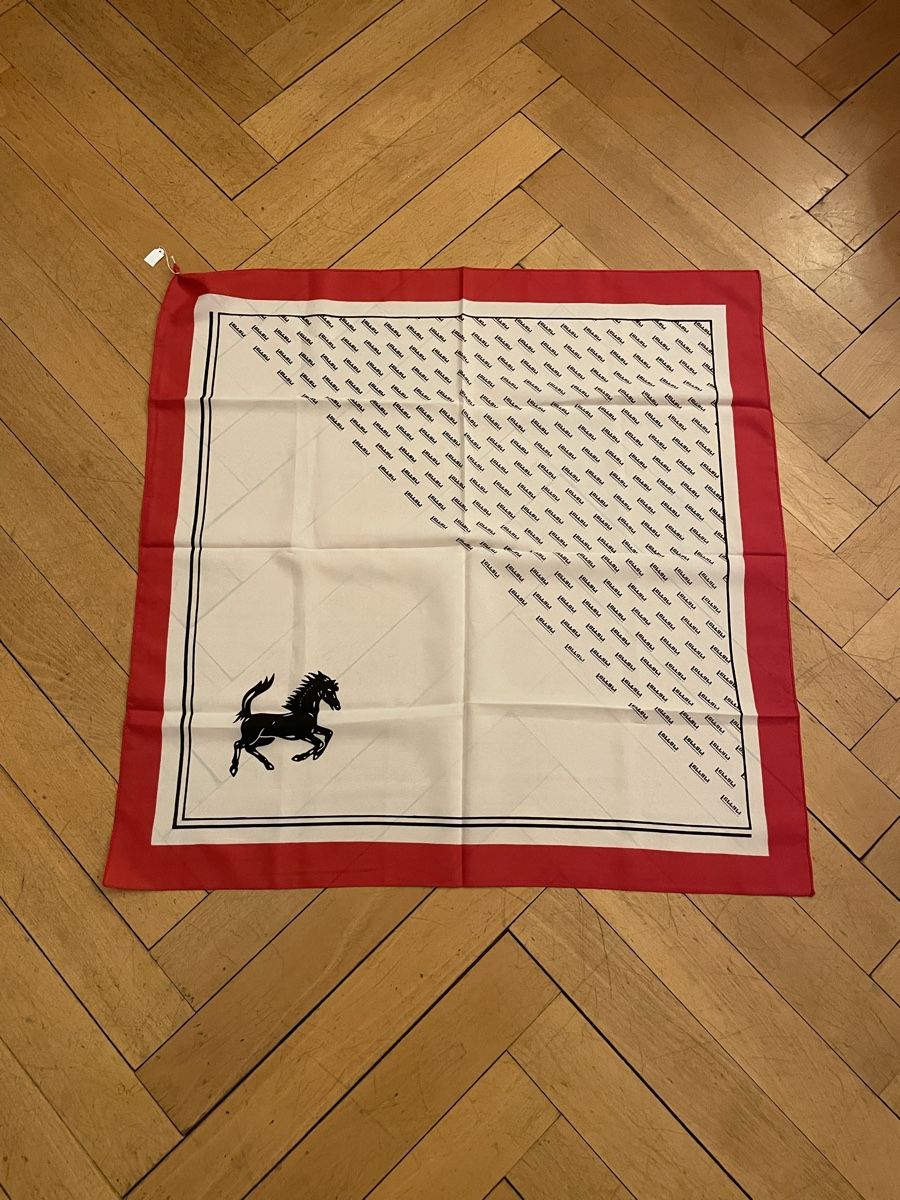 Foulard & Sciarpe: Foulard Ferrari vintage, seta. – Usato da Pura venduto da ndo_6zqx 1