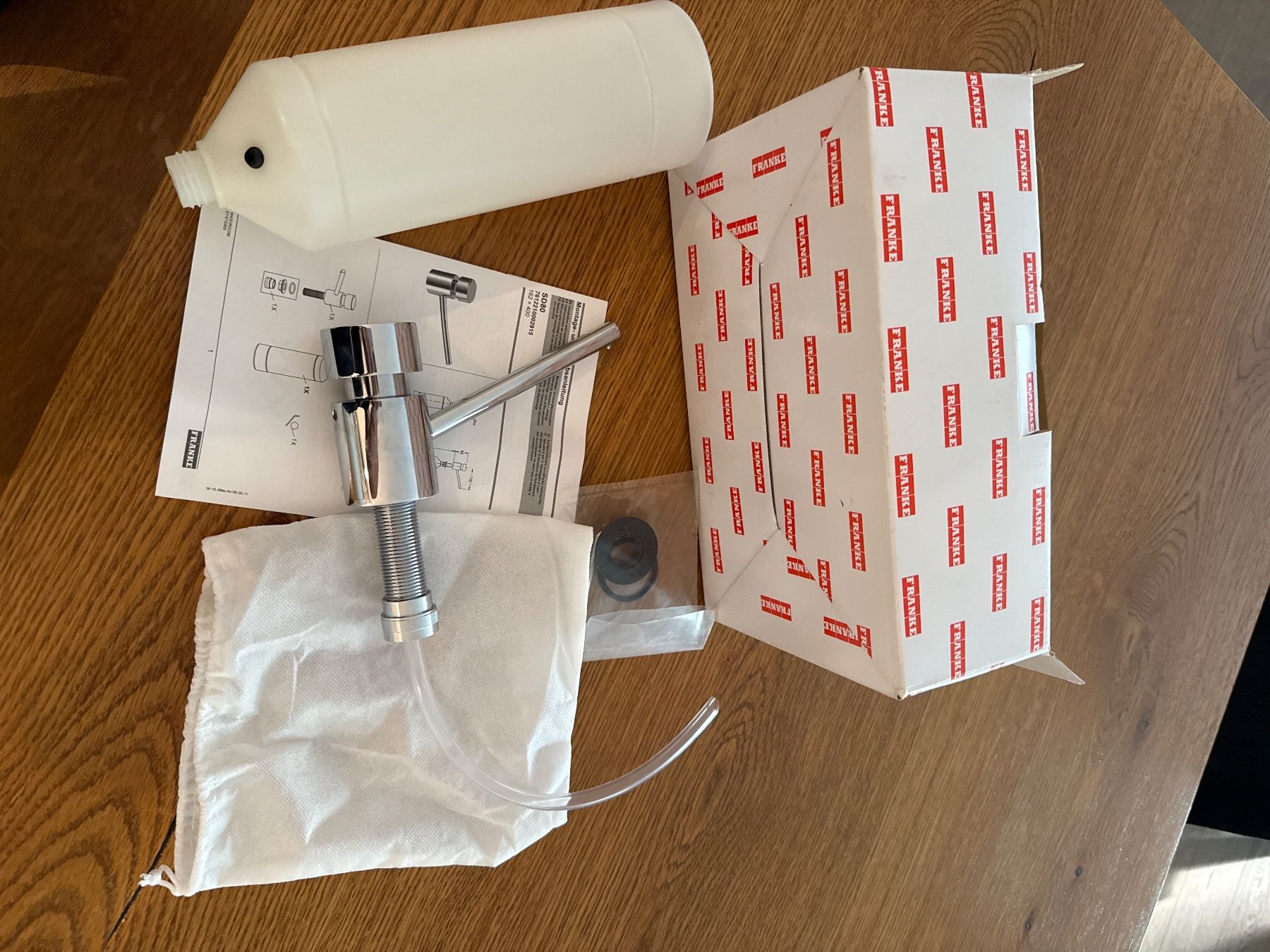 Portes-savons: Franke Soap Dispenser Set Chrome NEW – Neuf avec emballage d'origine à Oberglatt ZH par Sale12 1