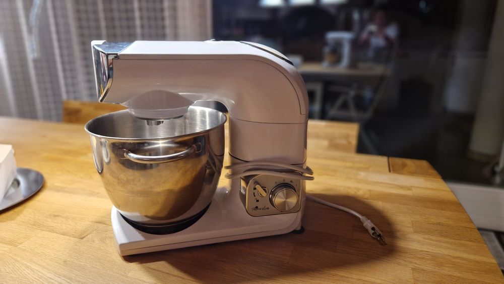 Küchenmaschine Teigkneter 1200W | Kaufen auf Ricardo