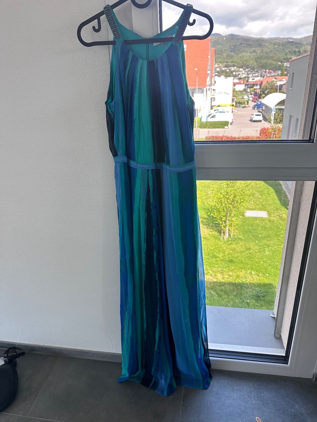 Comma Vestiti: Kleid Comma Grösse 36 – Nuovo (secondo la descrizione) da hägendorf venduto da serhat