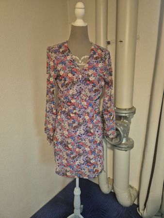 Kleid Divided H&M geblümt langarm Grösse L neuwertig
