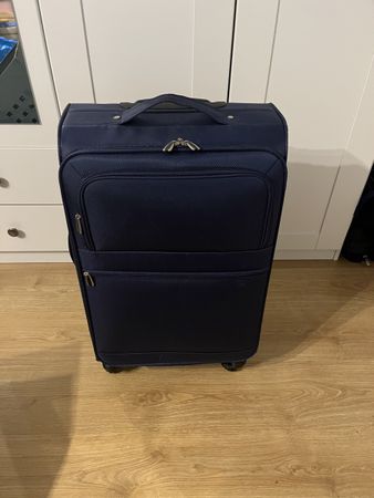 Reiskoffer dunkelblau guter Zustand 4 Rollen 66cm