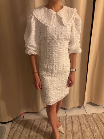 Weisses Minikleid mit Puffärmeln, Grösse S, Neu