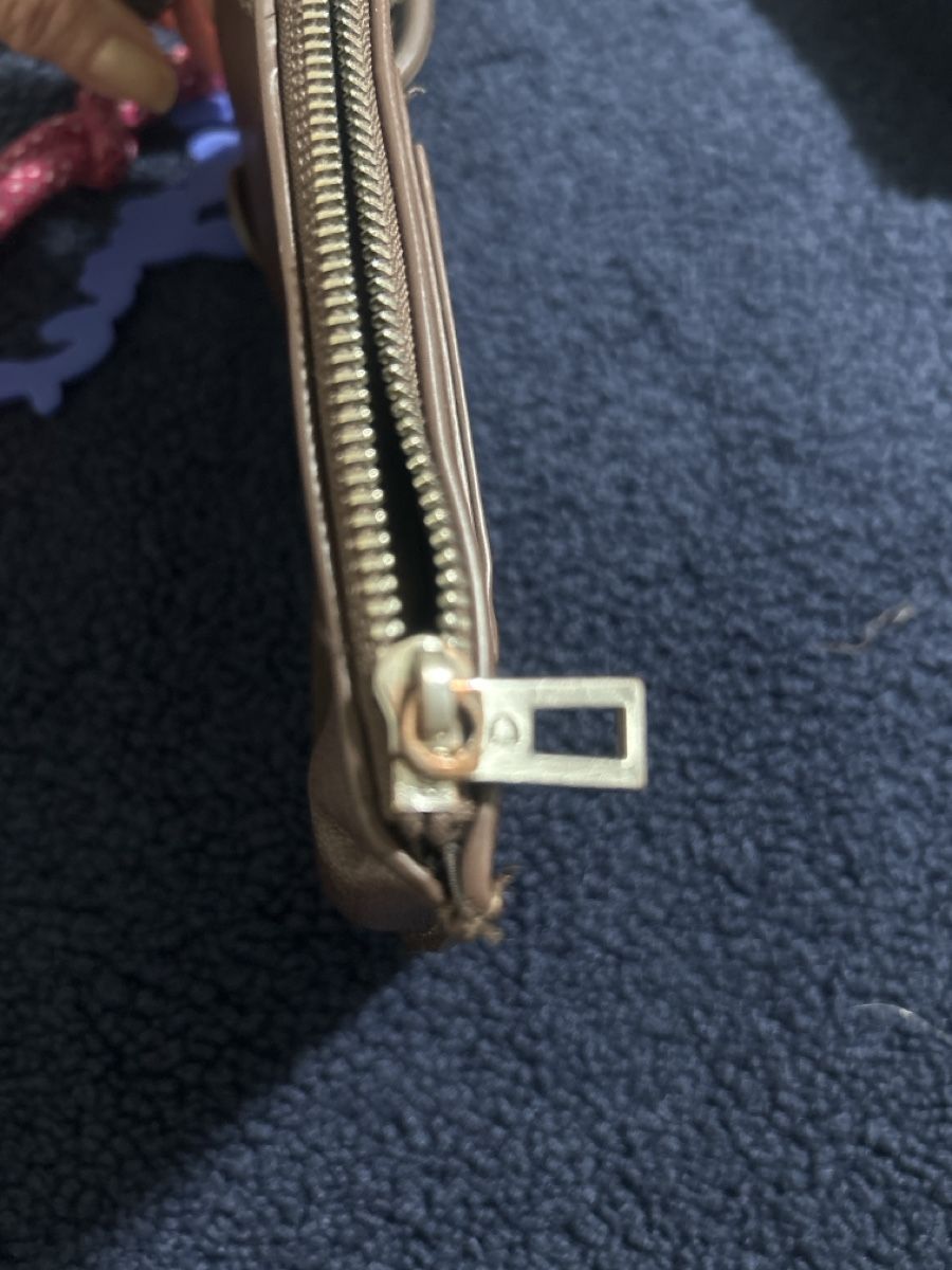 Desigual Borse da donna: Desigual Handytasche braun – Usato da Rorbas venduto da jekamima 2