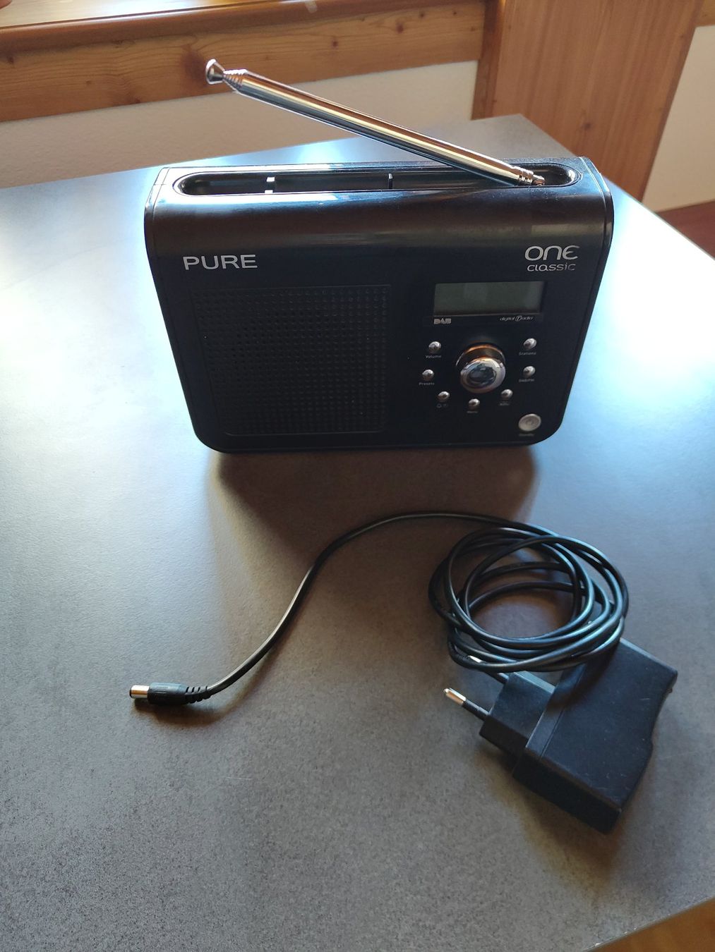 Radio: DAB Radio – Usato da Bever venduto da jo1_2f9l