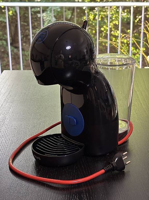 Kaffeemaschinen & Espressomaschinen: Machine à café Dolce Gusto Krups Piccolo XS – Gebraucht aus Fribourg von Brosciuttofunghi 1
