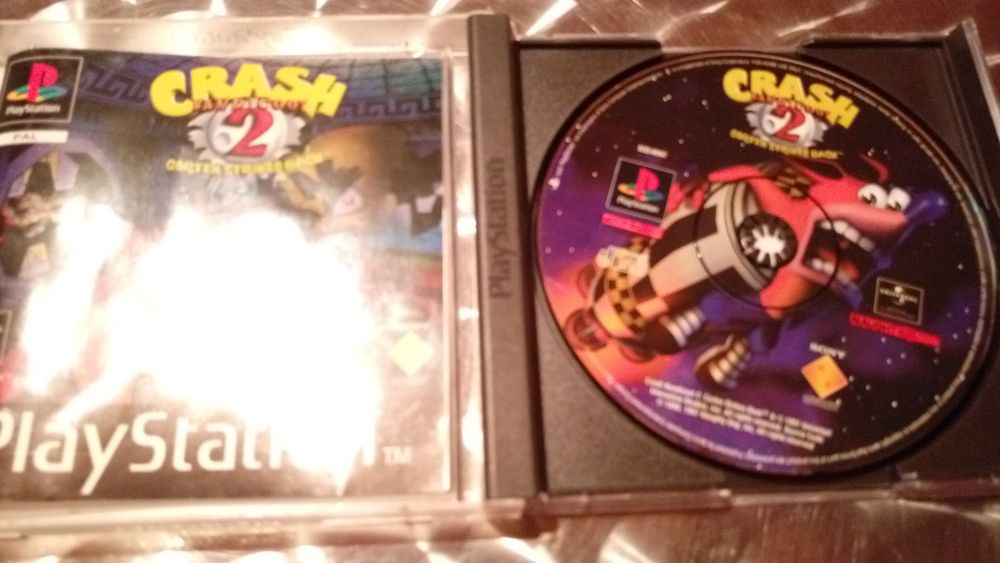 CRASH BANDICOOT 2 CORTEX STRIKES BACK NAUGHTY DOG PS1 Game Kaufen auf