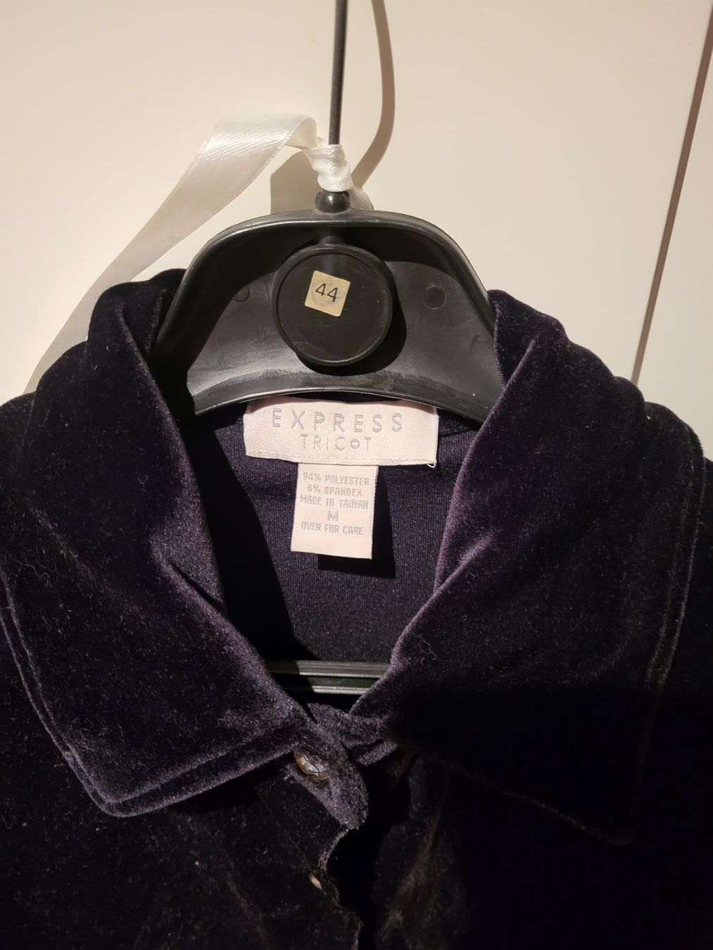 Blusen: Camicia donna in velluto nero tg M – Gebraucht aus Chiasso von Ann58 1