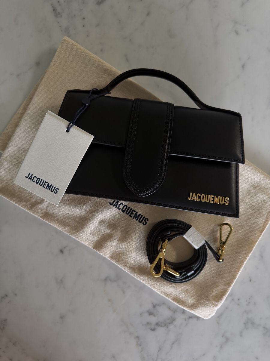 Jacquemus Borse da donna: Jacquemus Le Grand Bambino NEW – Nuovo e nell'imballaggio originale da Cademario venduto da Yleeyle