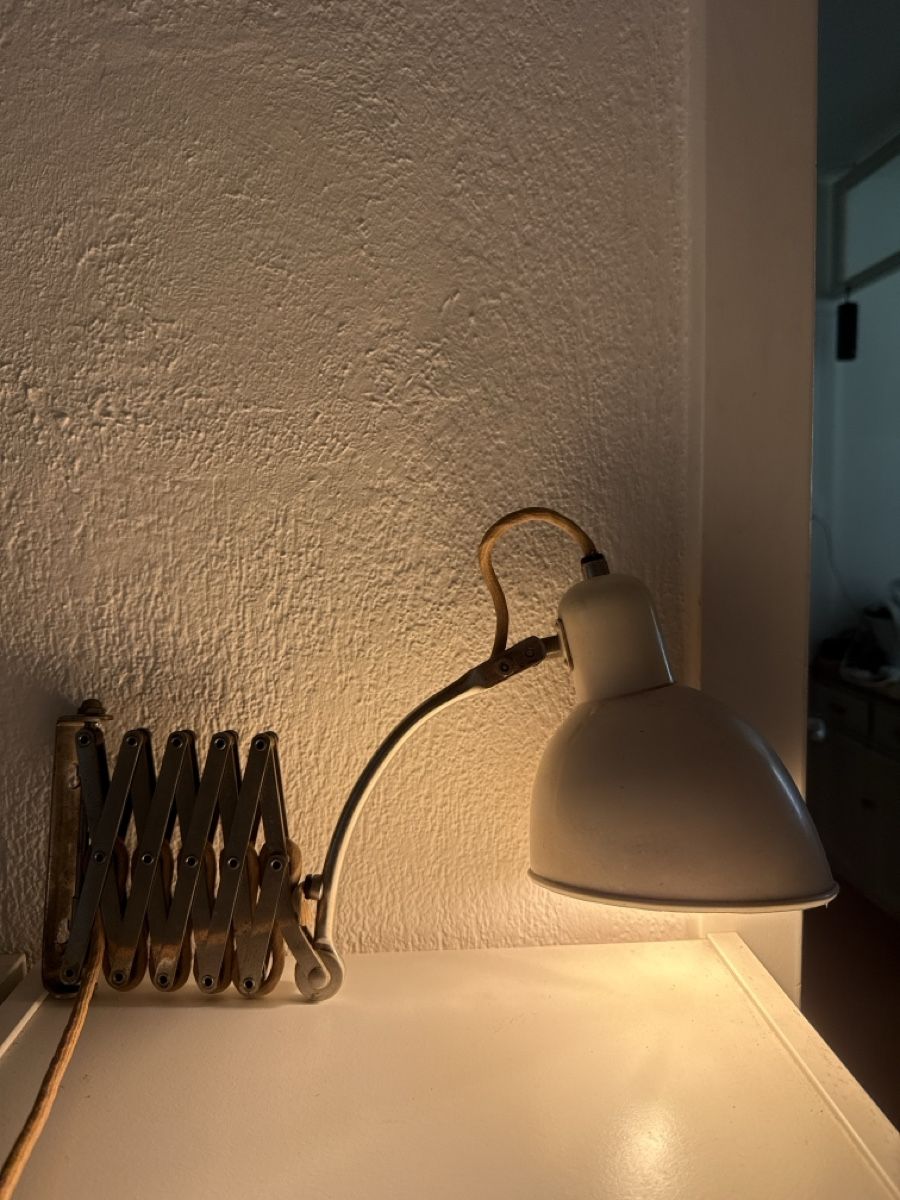 Belmag Lampade: Original Belmag Scherenlampe – Usato da Zürich venduto da Estrella60