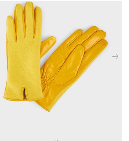 Marccain Hochwertige Fingerhandschuhe mit kleinem Schlitz N3