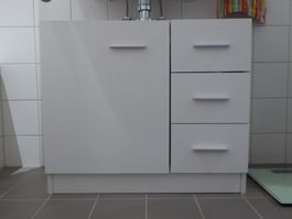 Waschtischunterschrank weiss 3 Schubladen sehr guter Zustand