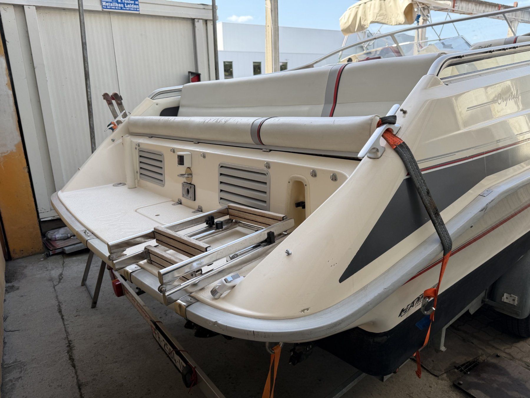 Draco Barche: DRACO 2500 CRYSTAL HAFENPLATZ – Usato da Avenches venduto da BOOTTRANSPORTE 2