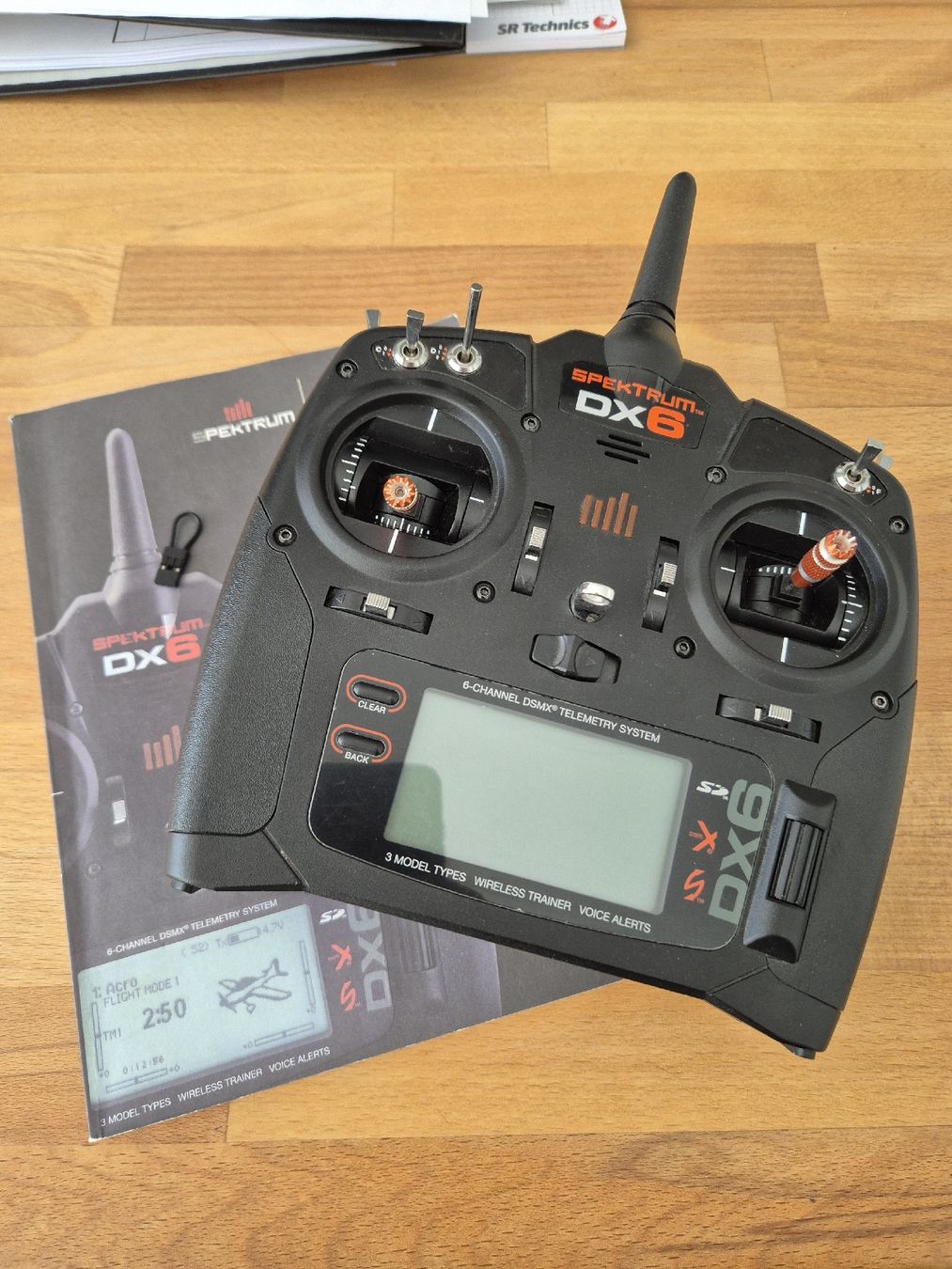 Spektrum Fernsteuerungen: Spektrum DX6 Sender – Gebraucht aus Stans von Basilikum21