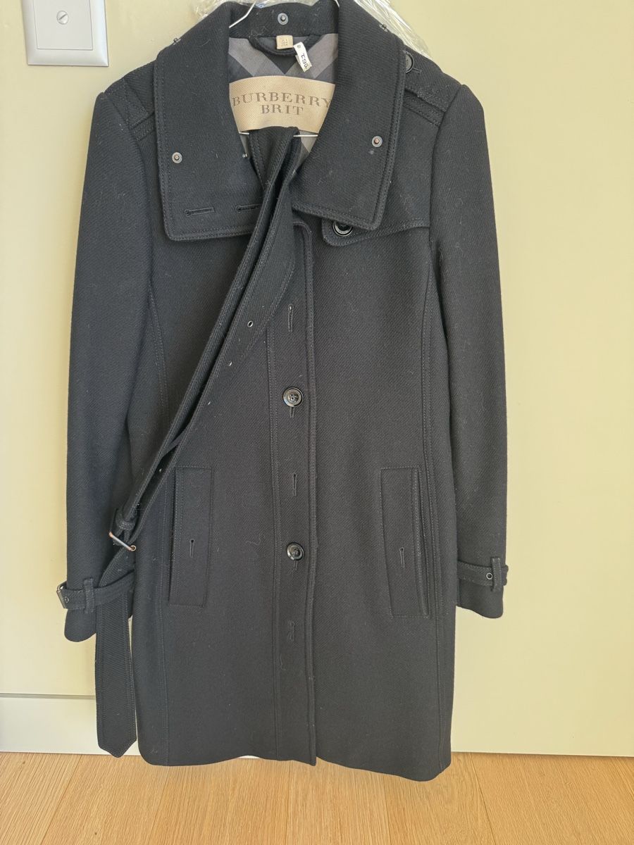 Burberry Mäntel: BURBERRY BRIT cappotto nero tg 38 – Gebraucht aus Montagnola von lore_fer