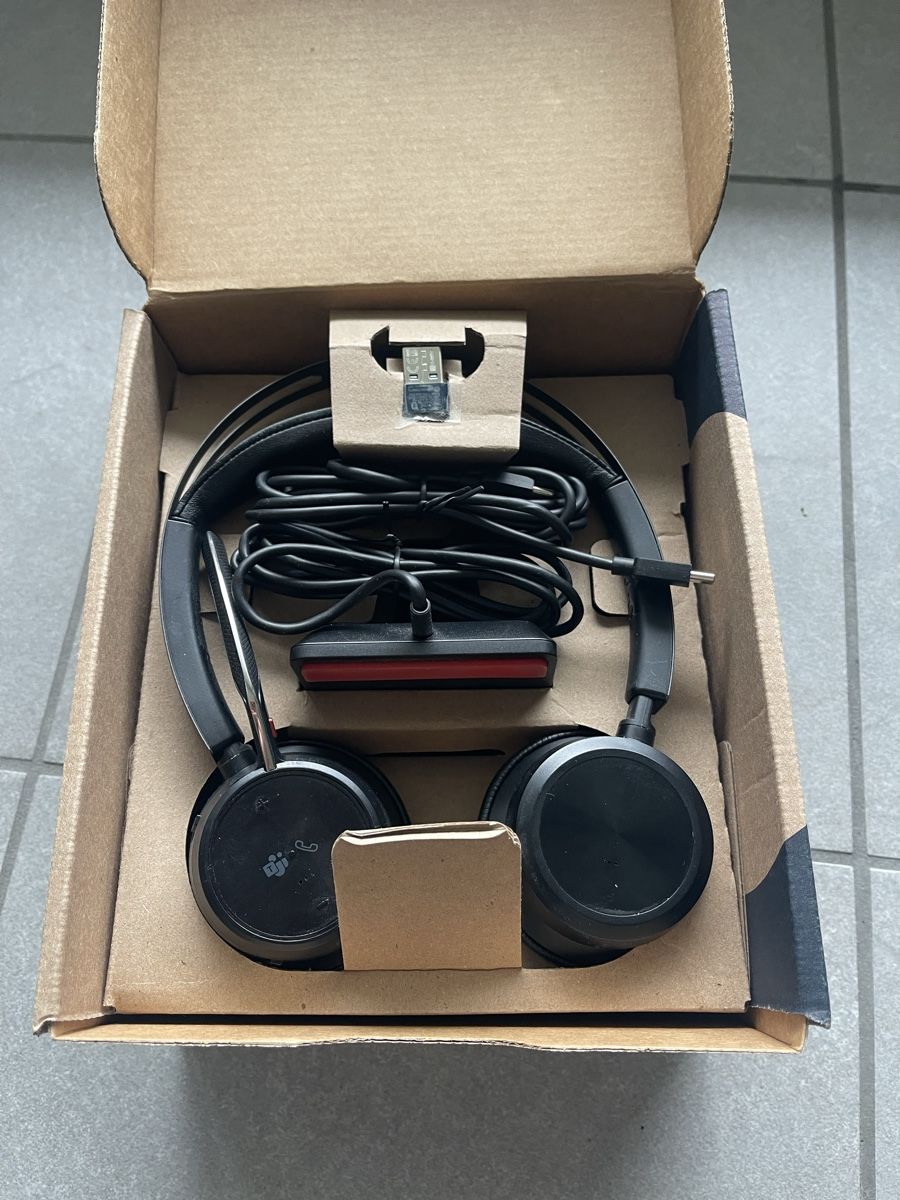 Casques audio: Poly Voyager Focus Headset – D'occasion à Hausen am Albis par Nitram12 4