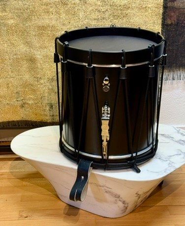 Basler Strumenti musicali: Einzigartige Basler Trommel – Nuovo (secondo la descrizione) da Luzern venduto da danybuc