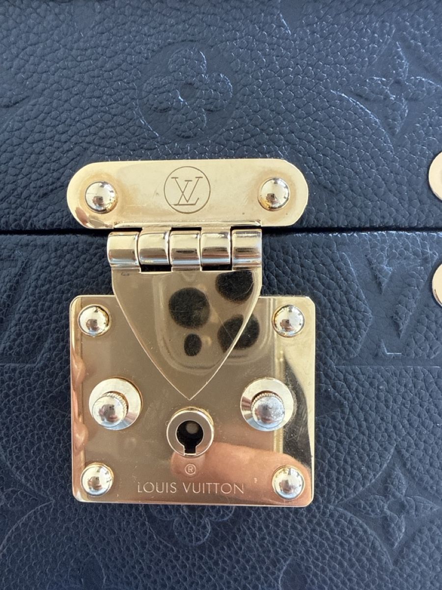 Louis Vuitton Taschen: M11131 Camera Box Louis Vuitton – Neu (gemäss Beschreibung) aus Staad SG von Ris_wwr88 2