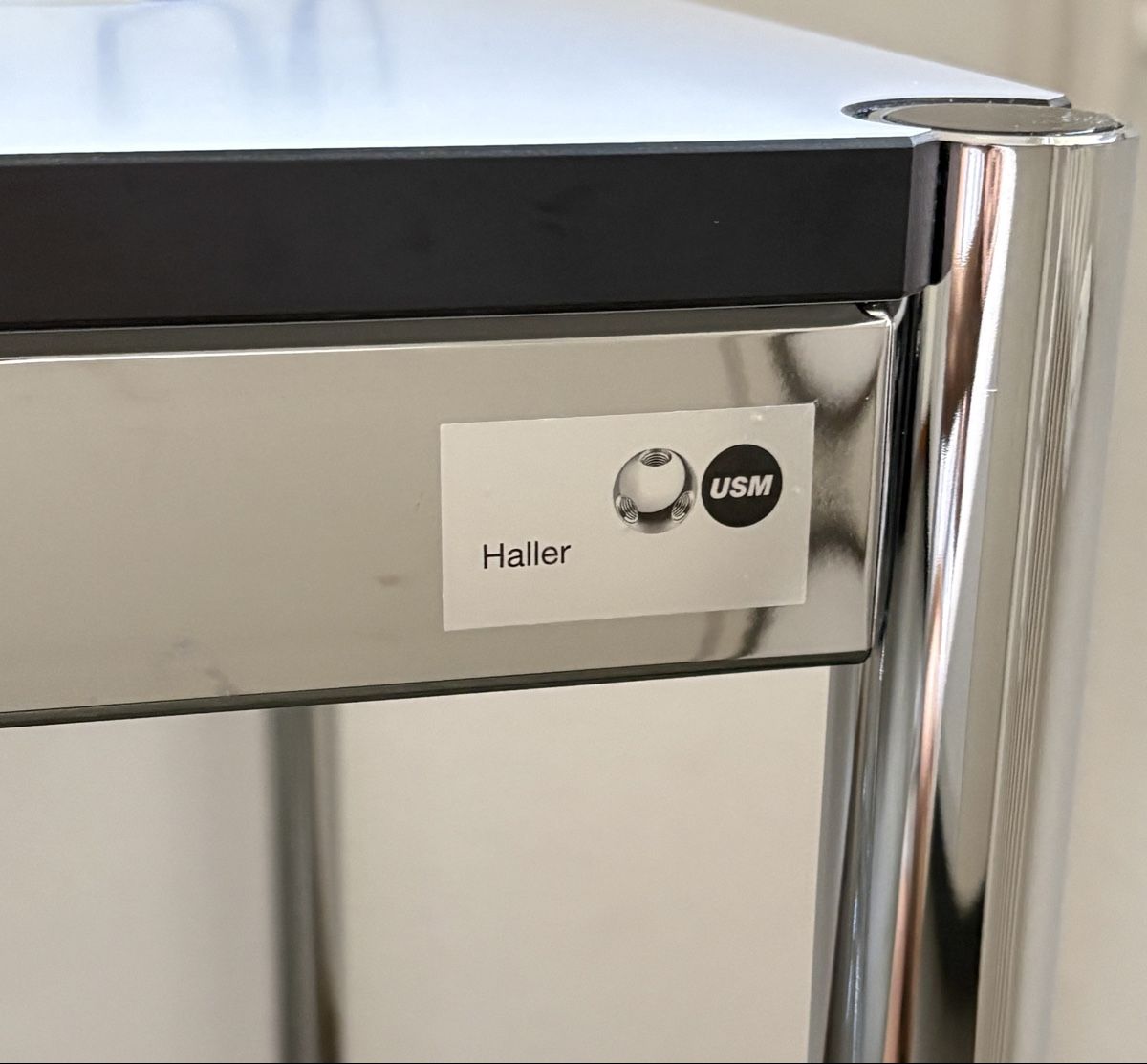 Tavoli: USM Haller Tisch perlgrau 125 x 75 – Usato da Basel venduto da goofy2011 1