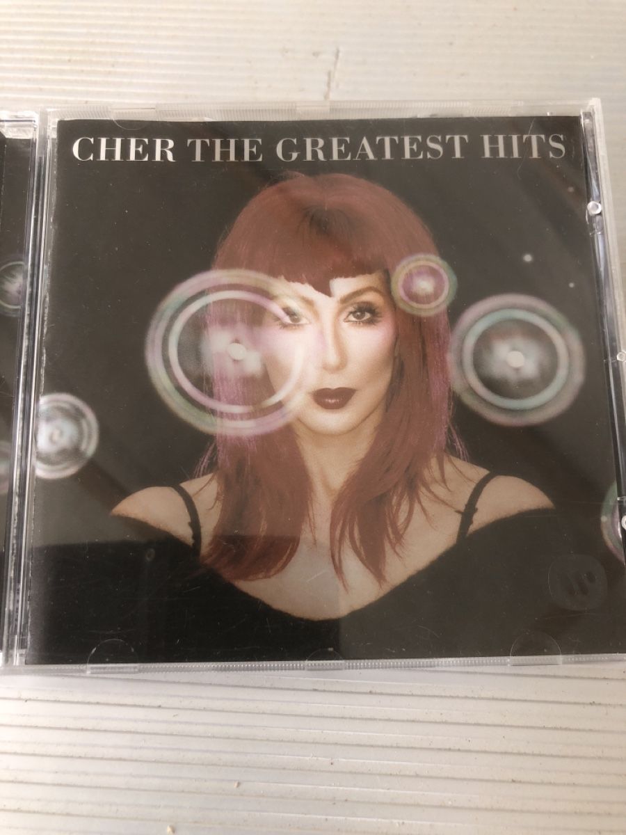 CDs: Cher - The Greatest Hits  – D'occasion à Flaach par rubo7